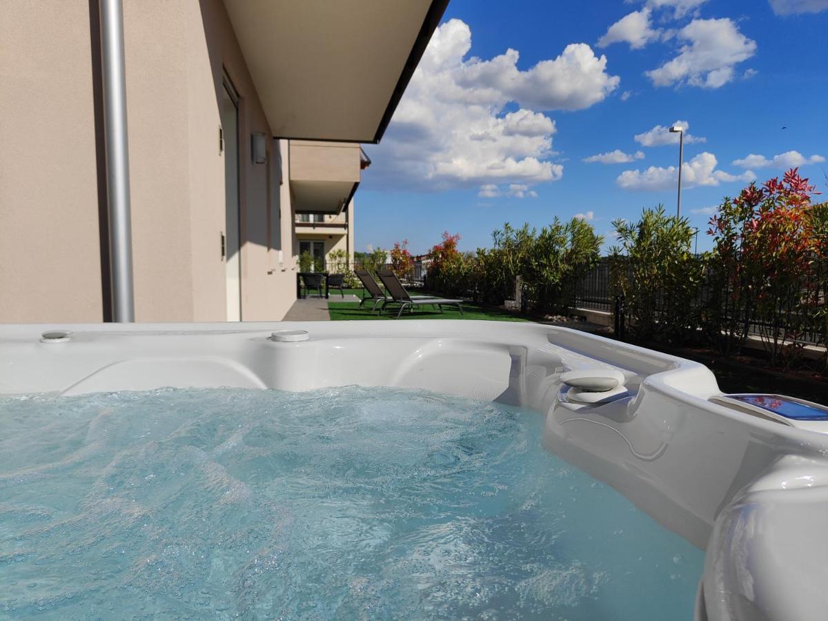 San Giorgio Design Home Con Jacuzzi Privata Colà Exteriör bild