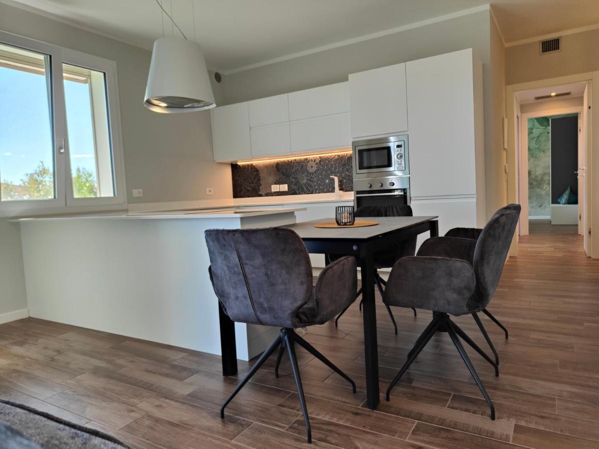 San Giorgio Design Home Con Jacuzzi Privata Colà Exteriör bild